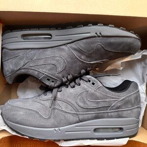 Nike Air Max 1 Premium Anthracite Brand
